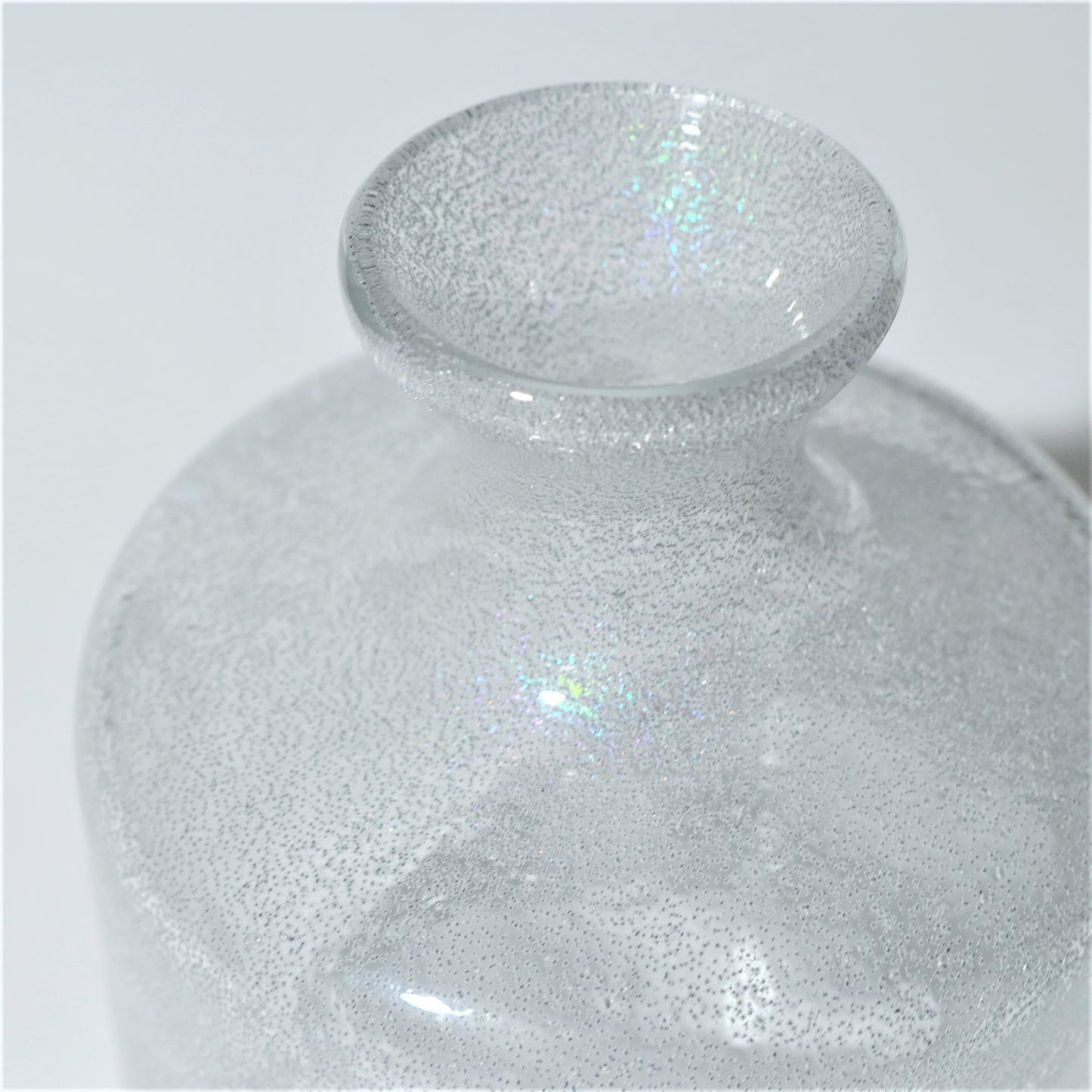 Carborundum Greyish-white Vase / Erik Hoglund